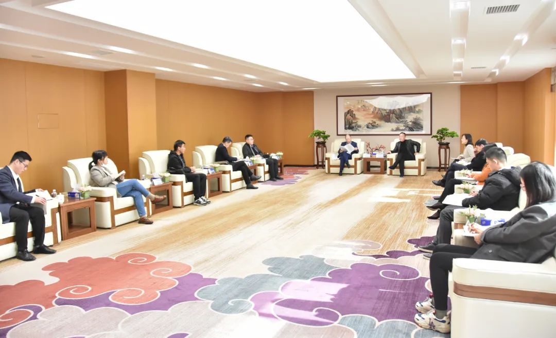 中国华融资产湖南分公司向导一行莅临德赢VWIN考察交流(图4)