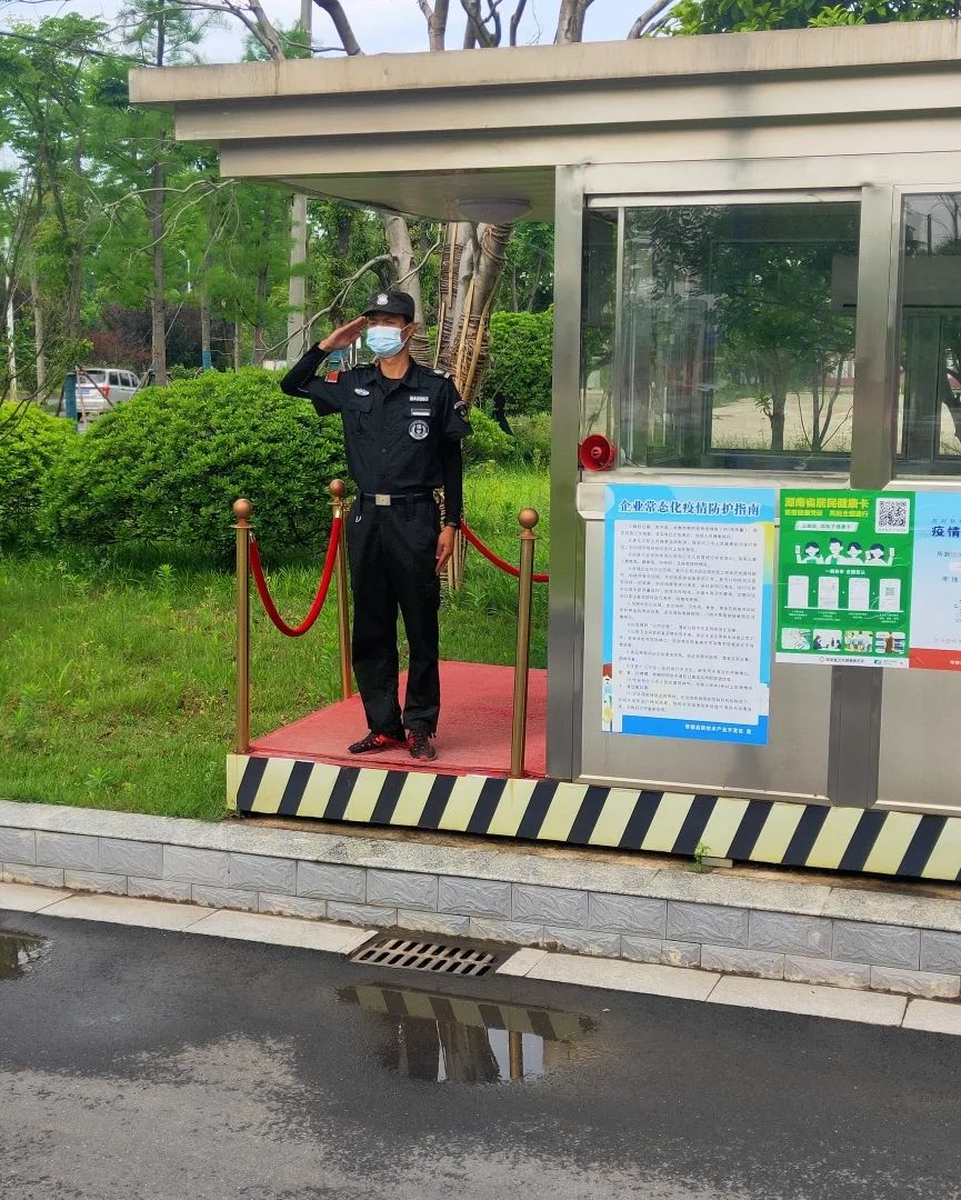 致敬劳动者：：你坚守岗位的样子，，真美！！(图8)