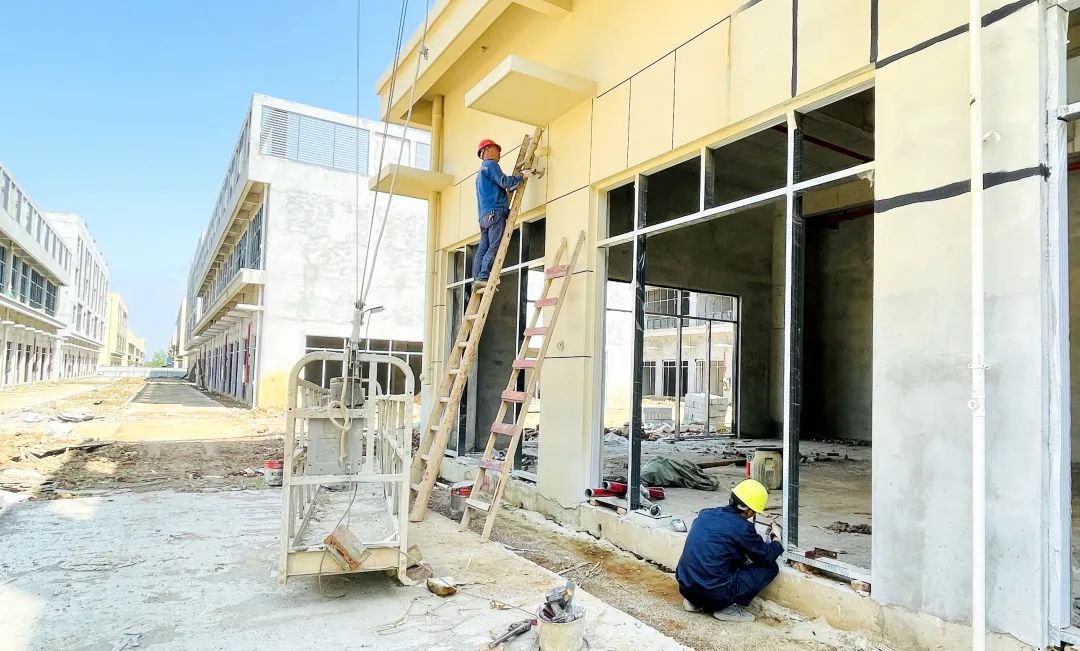 致敬劳动者：：你坚守岗位的样子，，真美！！(图12)