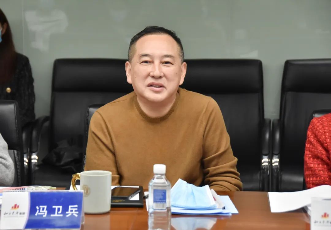 天心经开区党工委书记曾红鹰带队调研德赢VWIN长沙总部基地项目(图3)