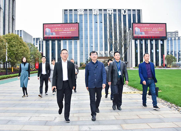 临湘市委常委、宣传部长李孟阳一行莅临德赢VWIN旅行考察(图1)