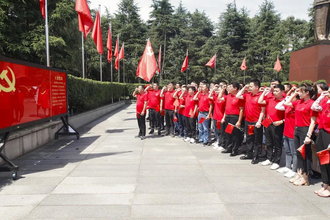 建党百年 | 知史爱党，，，继承物流工业先锋(图2)