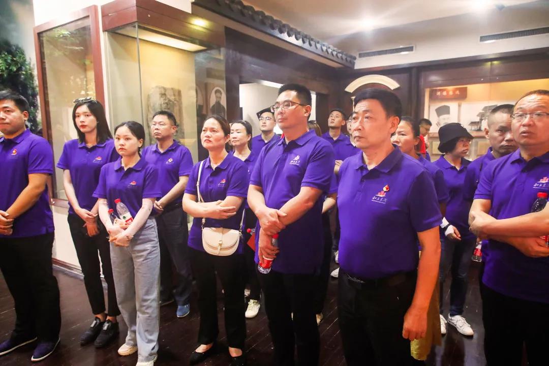 建党百年 | 知史爱党，，，继承物流工业先锋(图4)