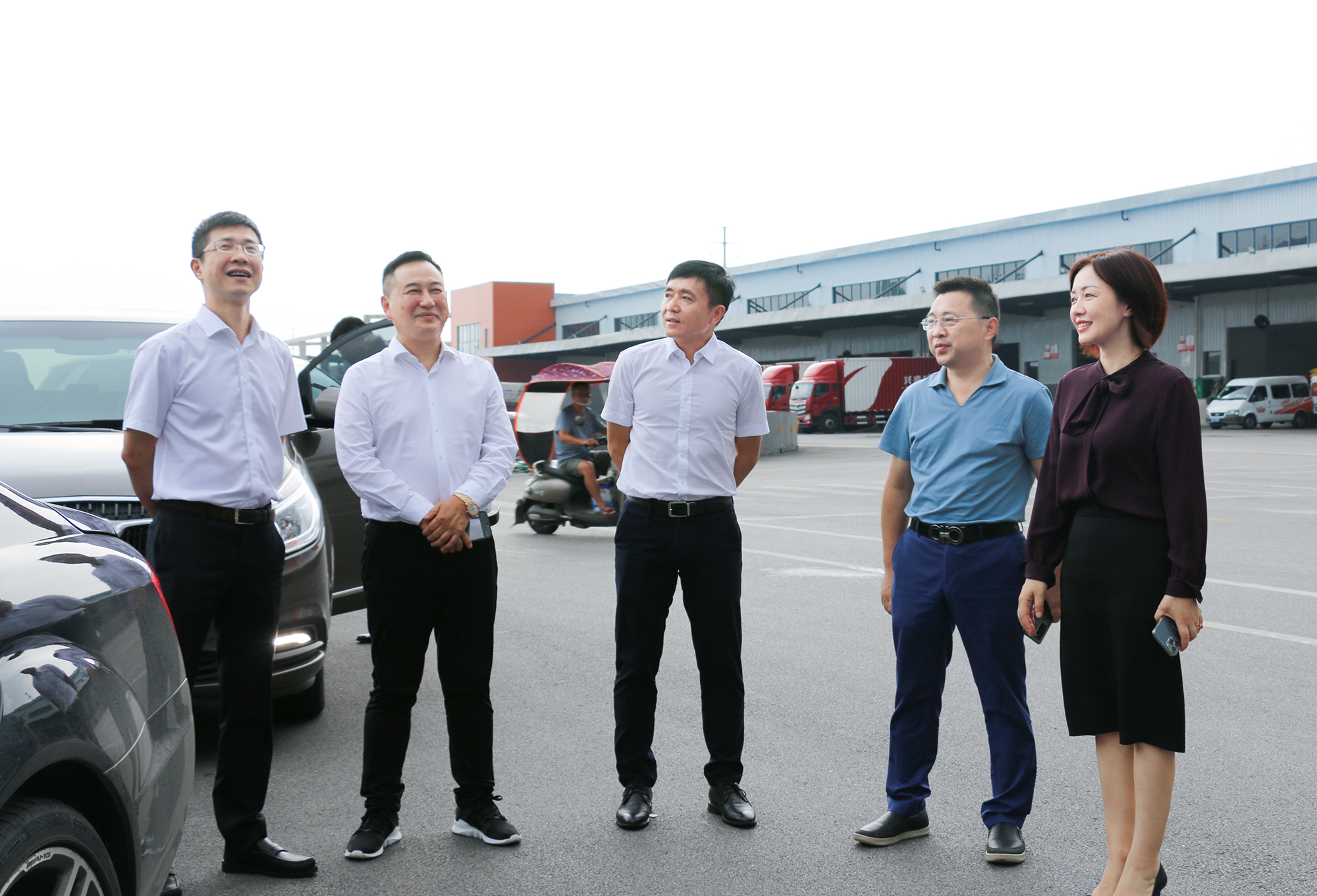 工商银行湖南省分行向导考察德赢VWIN湖南高星物流园项目(图1)