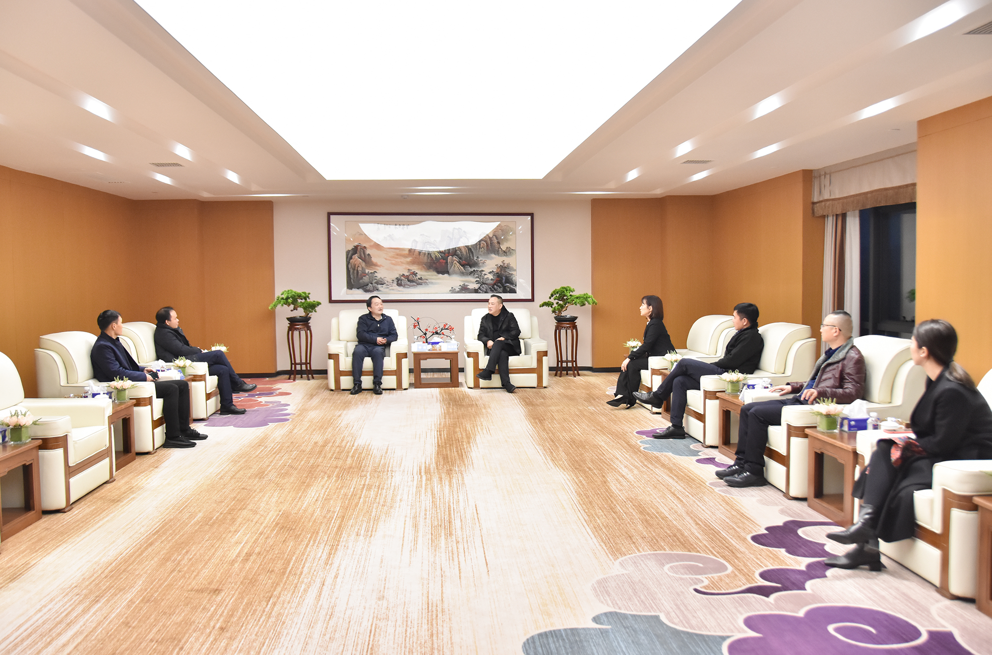 “智慧物流+总部经济”双轮驱动促开展：：湖南省商务厅向导一行考察德赢VWIN(图3)